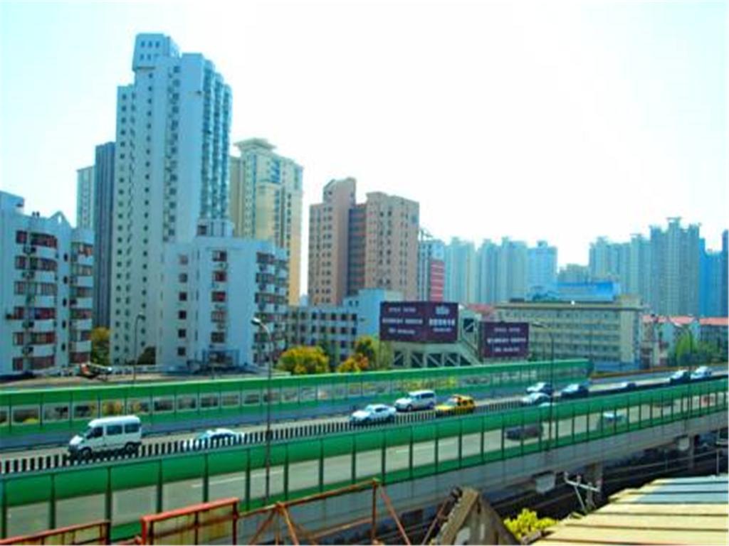 7Days Inn Shanghai Caobao Road Metro Station Bagian luar foto